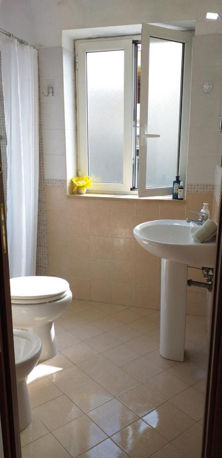 Apartment Regina Giovanna Sorrento Bagian luar foto