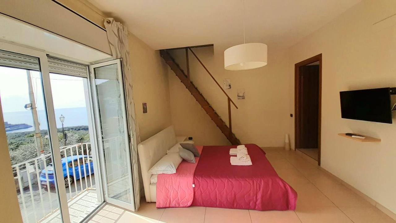 Apartment Regina Giovanna Sorrento Bagian luar foto
